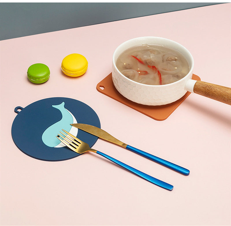 Cartoon Silicone Non-Slip Insulation Dinning Mat