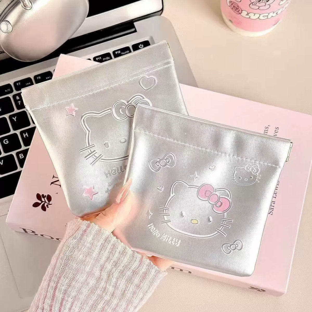 Hello Kitty Automatic Closing Pouch